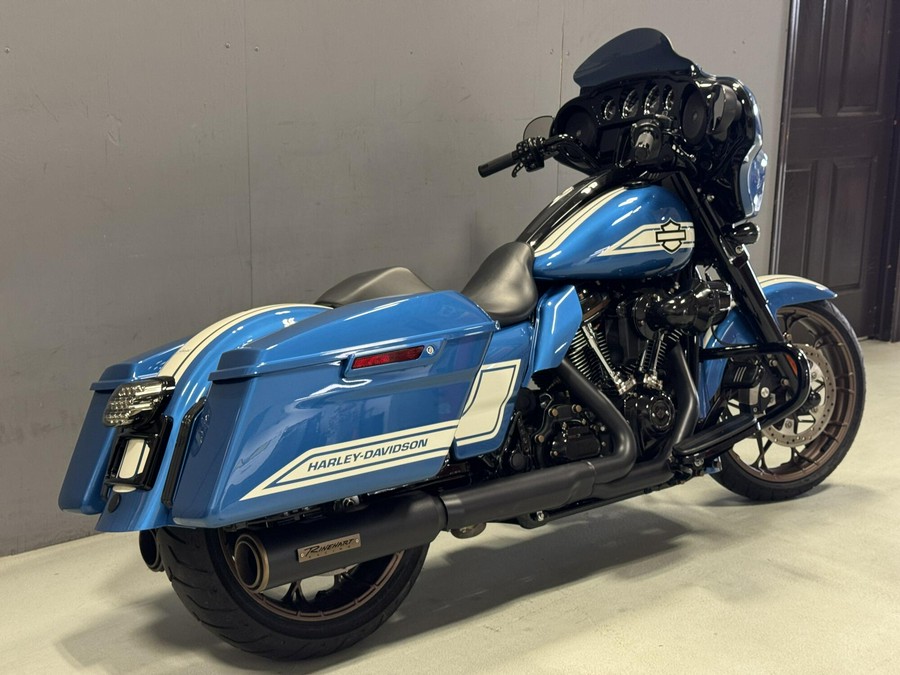 FLHXST 2023 Street Glide® ST