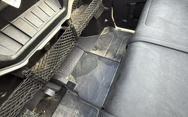 2025 Honda® Pioneer 1000 Deluxe