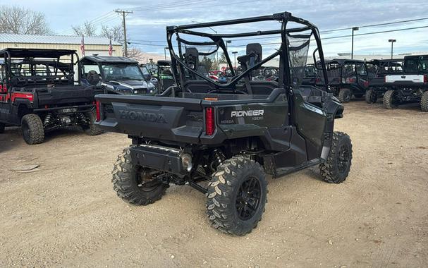 2025 Honda® Pioneer 1000 Deluxe