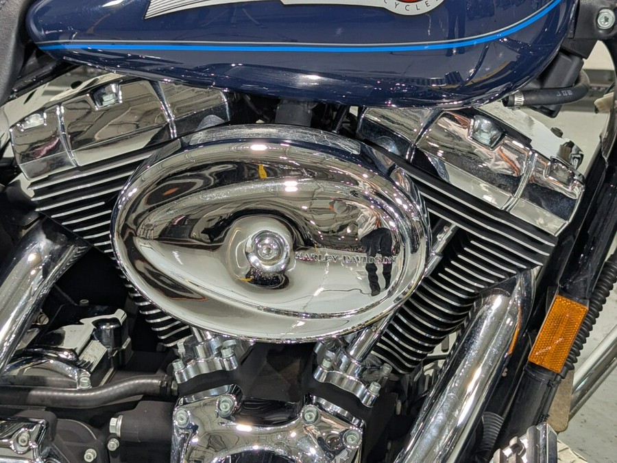 2004 Harley-Davidson® Road King® SOLID PEACE OFFICER