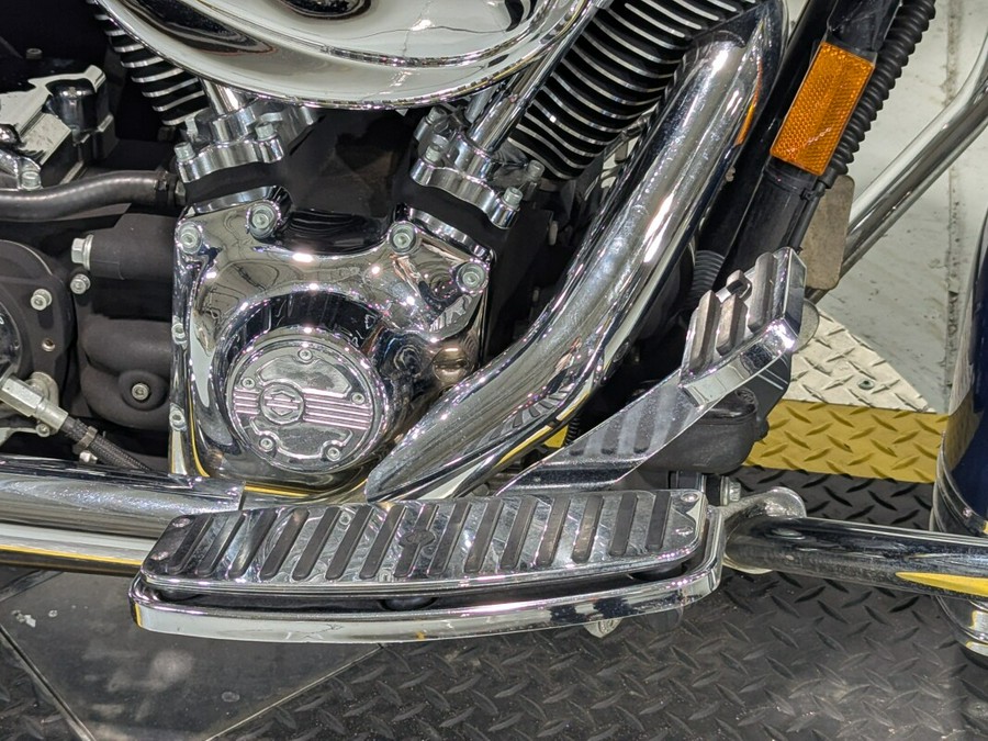 2004 Harley-Davidson® Road King® SOLID PEACE OFFICER