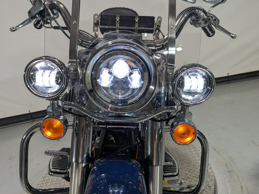 2004 Harley-Davidson® Road King® SOLID PEACE OFFICER
