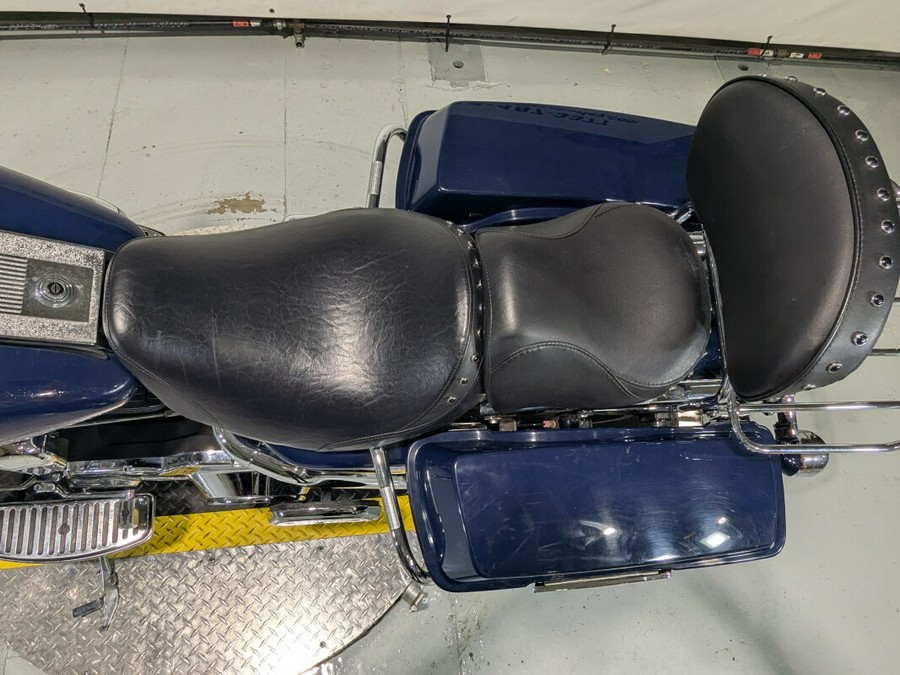 2004 Harley-Davidson® Road King® SOLID PEACE OFFICER