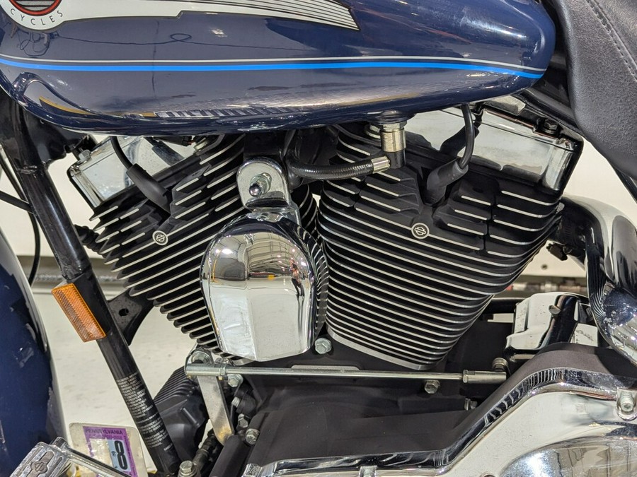 2004 Harley-Davidson® Road King® SOLID PEACE OFFICER