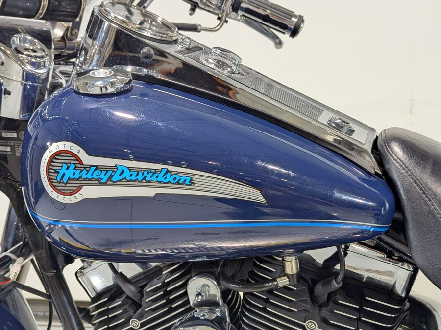 2004 Harley-Davidson® Road King® SOLID PEACE OFFICER