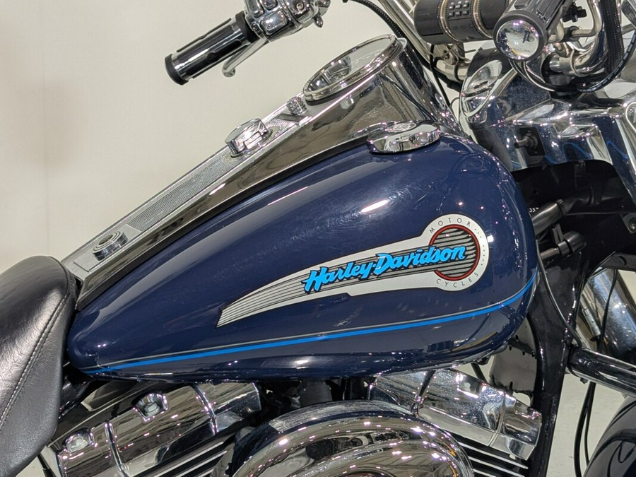 2004 Harley-Davidson® Road King® SOLID PEACE OFFICER