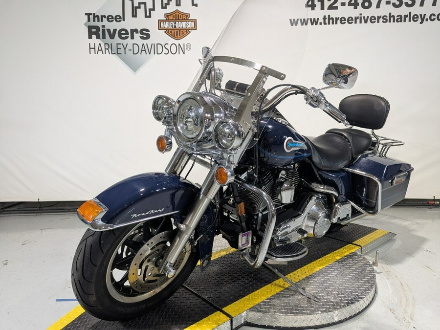 2004 Harley-Davidson® Road King® SOLID PEACE OFFICER