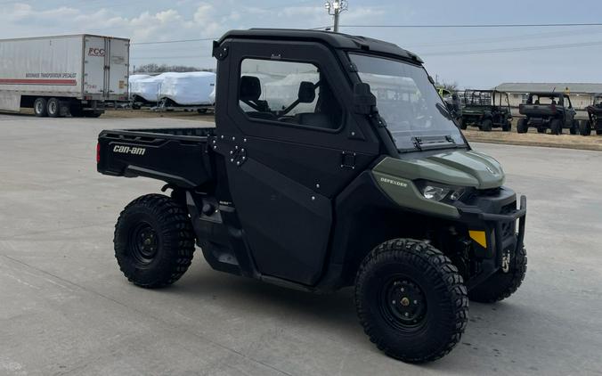 2021 Can-Am Defender HD8