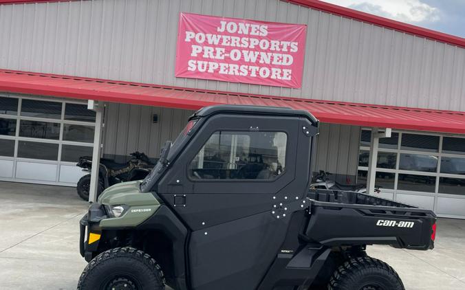 2021 Can-Am Defender HD8