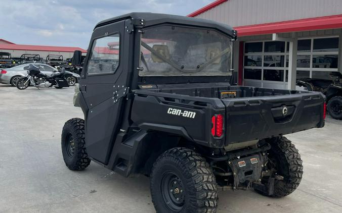 2021 Can-Am Defender HD8