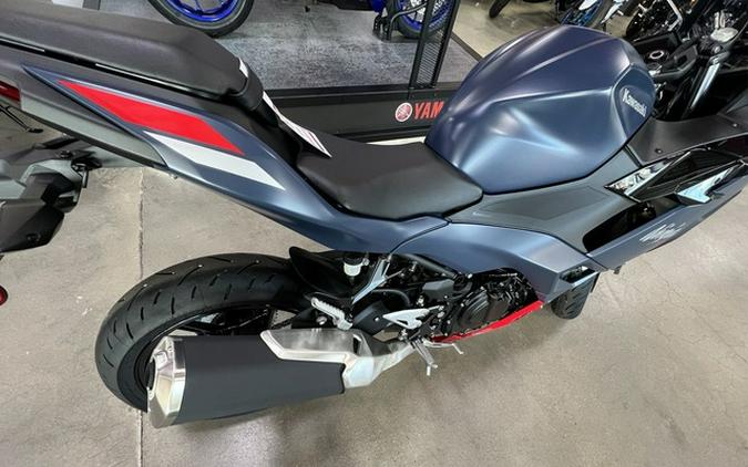 2026 Kawasaki Ninja 500 ABS Metallic Matte Twilight Blue