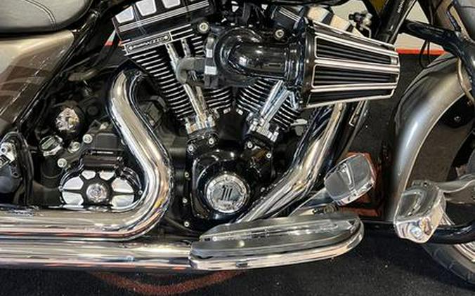 2014 Harley-Davidson® FLHRSE - CVO™ Road King®