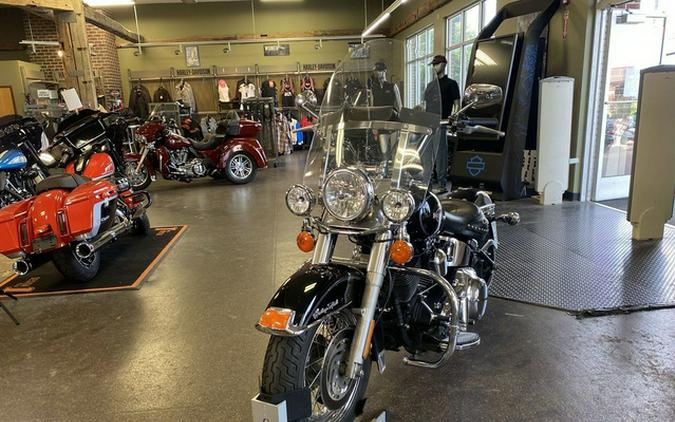 2008 Harley-Davidson Softail FLSTC - Heritage