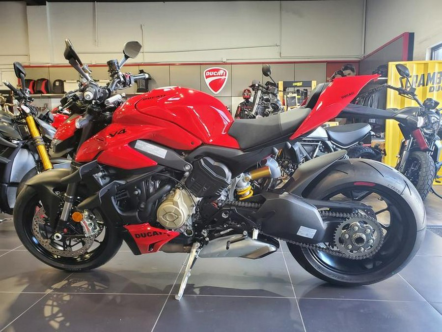 2024 Ducati Streetfighter V4 Red