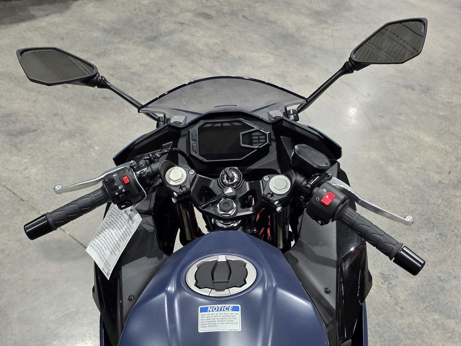 2026 Kawasaki Ninja® 500 ABS