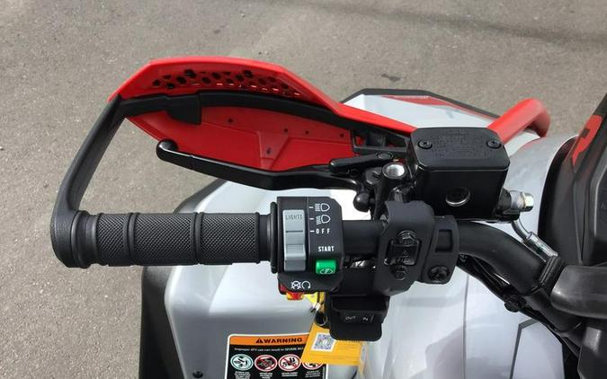 2026 Can-Am® Renegade X mr 1000 R Hyper Silver & Legion Red