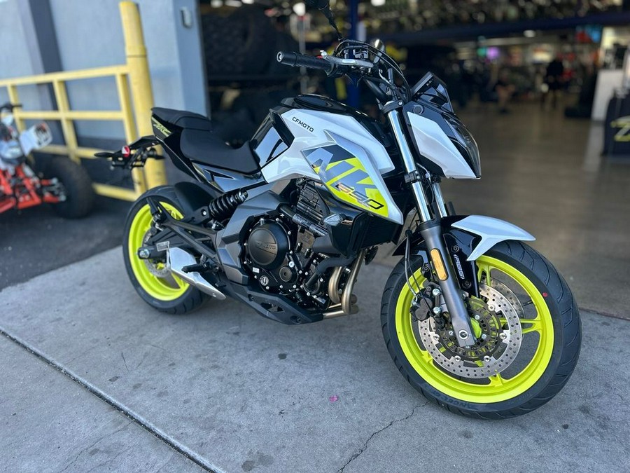 2023 CFMOTO 650NK