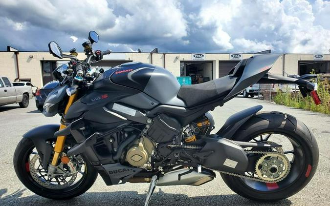 2024 Ducati Streetfighter V4 S Grey & Black