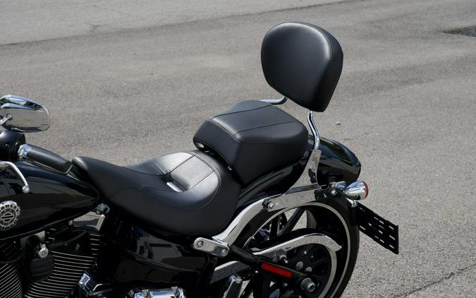 2015 Harley-Davidson® FXSB Breakout