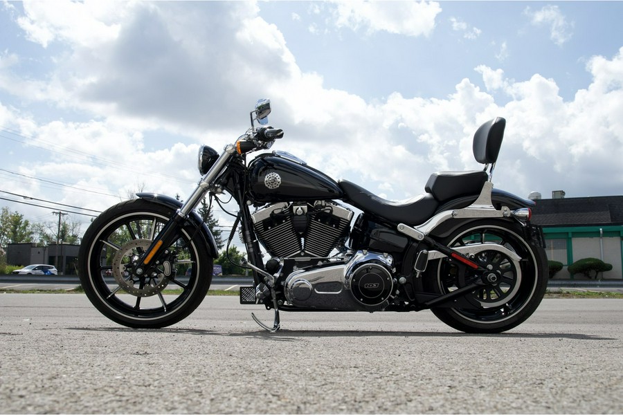 2015 Harley-Davidson® FXSB Breakout