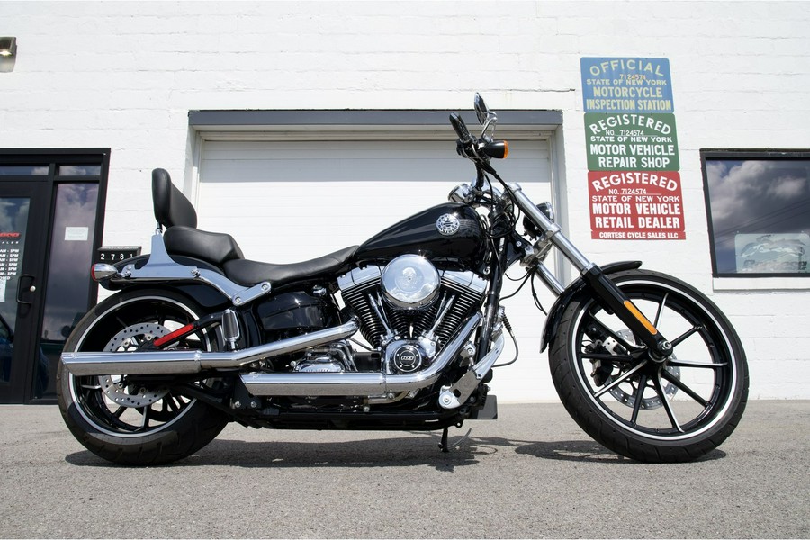 2015 Harley-Davidson® FXSB Breakout