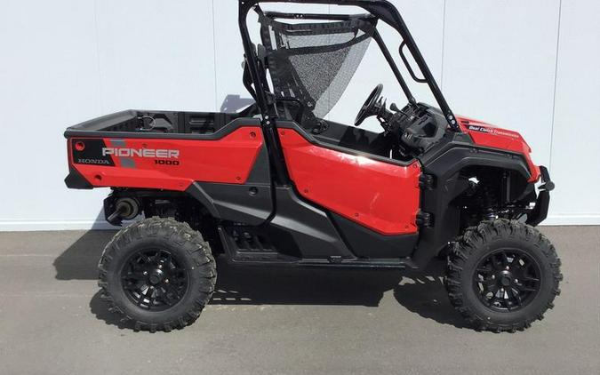 2025 Honda® Pioneer 1000 Deluxe