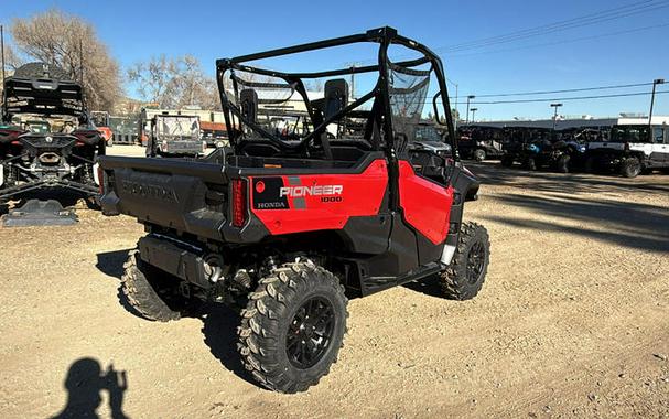 2025 Honda® Pioneer 1000 Deluxe