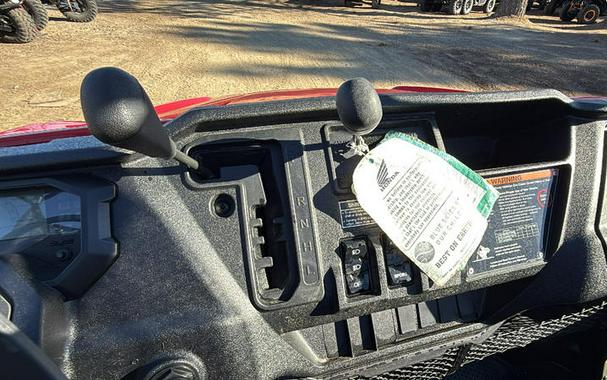 2025 Honda® Pioneer 1000 Deluxe