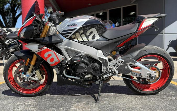 2016 Aprilia Tuono V4