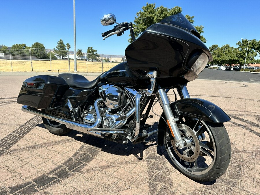 FLTRXS 2015 Road Glide Special