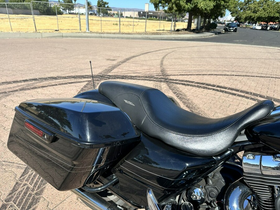 FLTRXS 2015 Road Glide Special