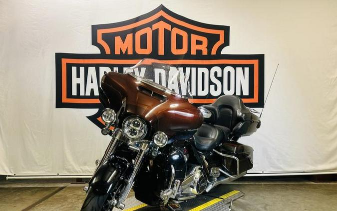 2019 Harley-Davidson® FLHTKSE - CVO™ Limited