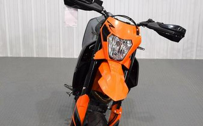 2021 KTM 690 SMC R