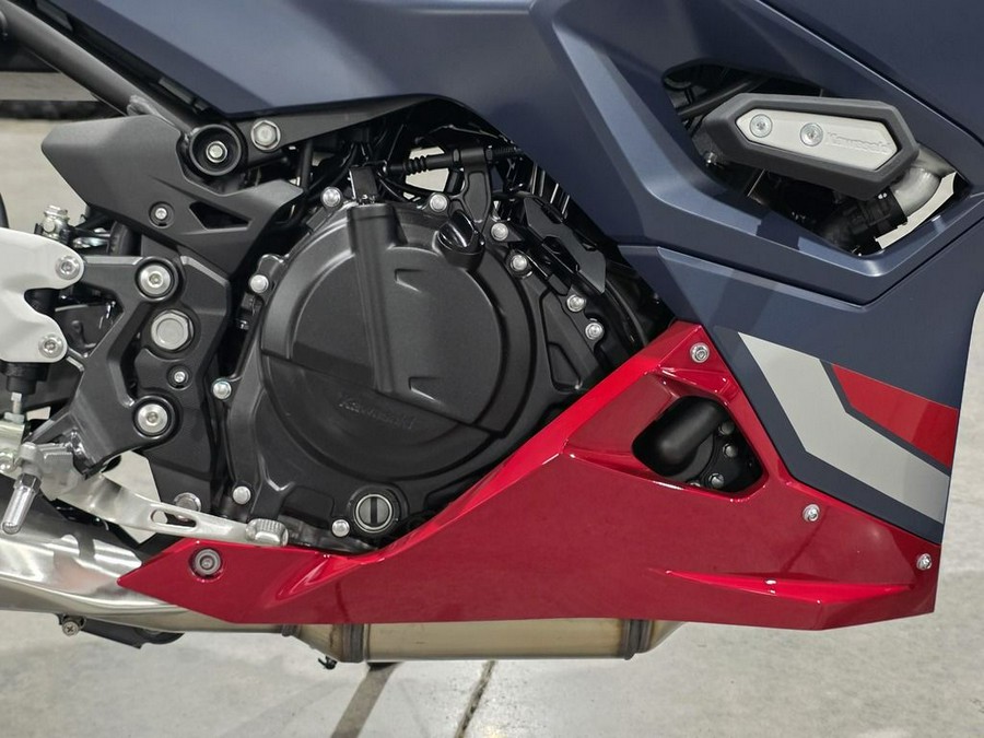 2026 Kawasaki Ninja® 500 SE ABS