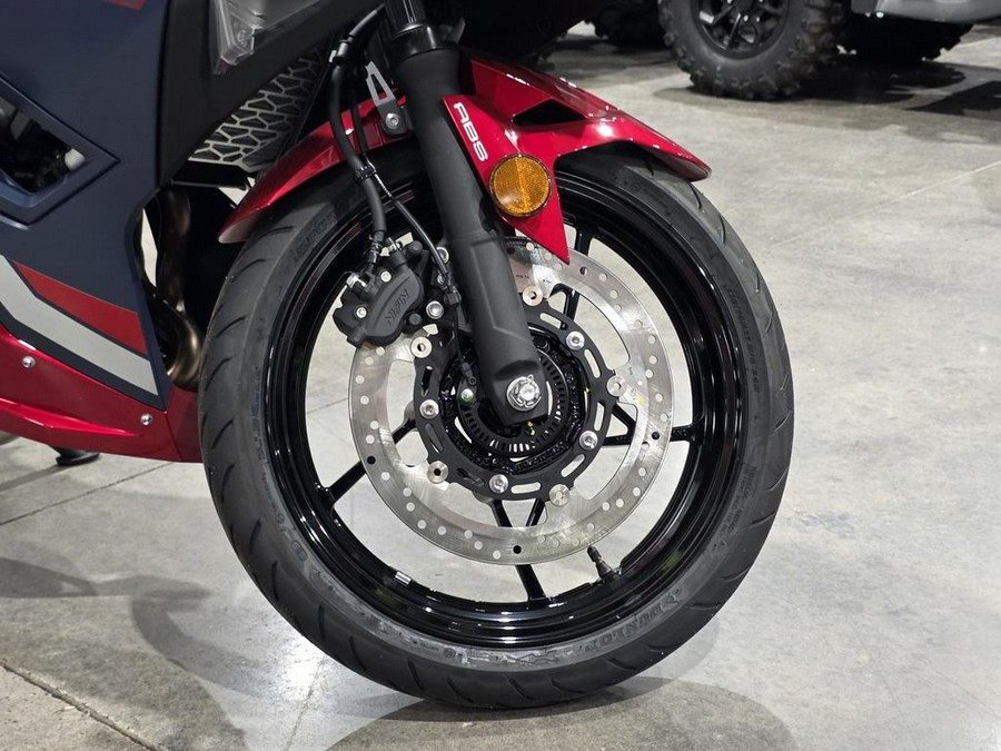 2026 Kawasaki Ninja® 500 SE ABS