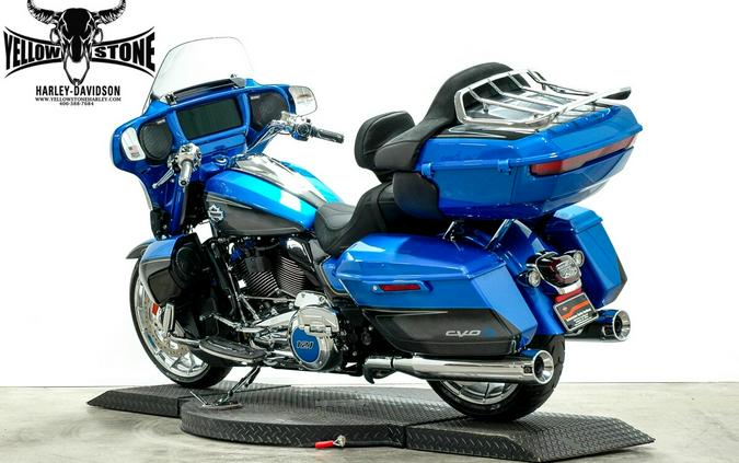 2026 Harley-Davidson® CVO Street Glide Limited ELECTRIC COAST