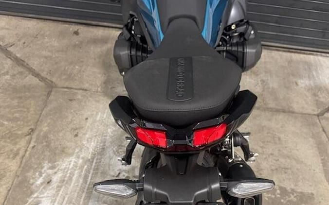 2026 BMW R1300R