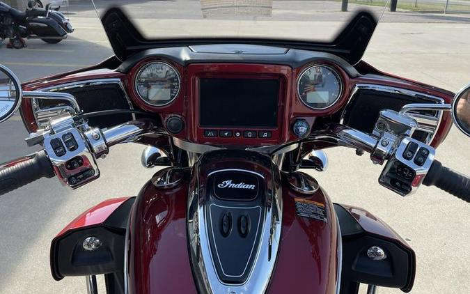 2023 Indian Motorcycle® Roadmaster® Limited Stryker Red Metallic