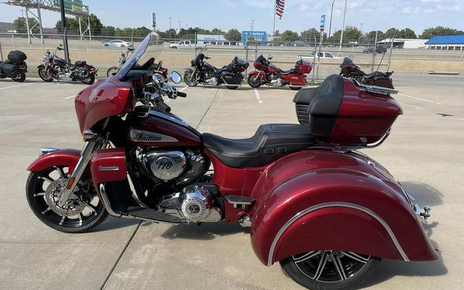 2023 Indian Motorcycle® Roadmaster® Limited Stryker Red Metallic