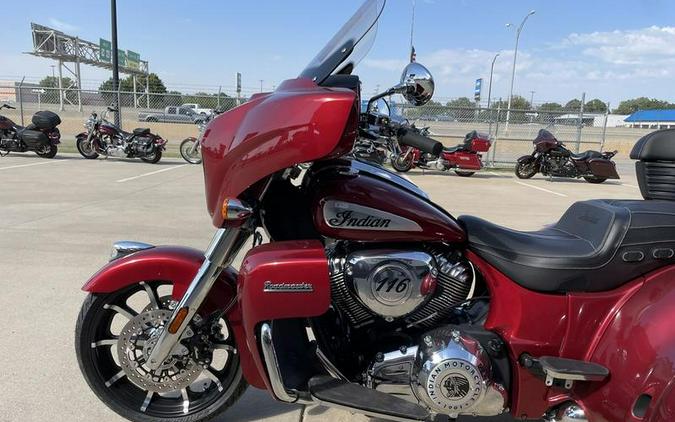 2023 Indian Motorcycle® Roadmaster® Limited Stryker Red Metallic