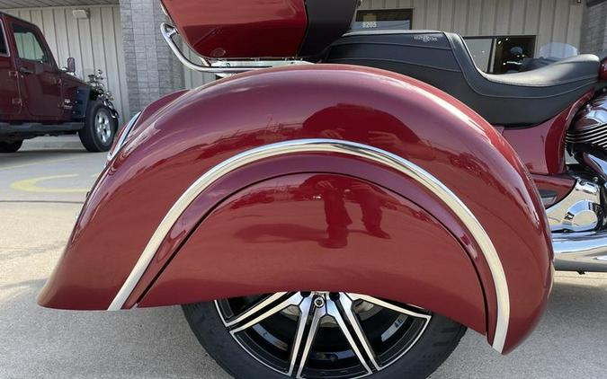 2023 Indian Motorcycle® Roadmaster® Limited Stryker Red Metallic