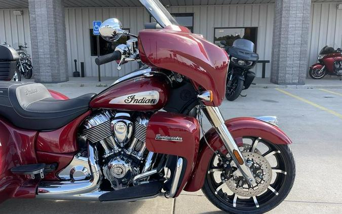 2023 Indian Motorcycle® Roadmaster® Limited Stryker Red Metallic