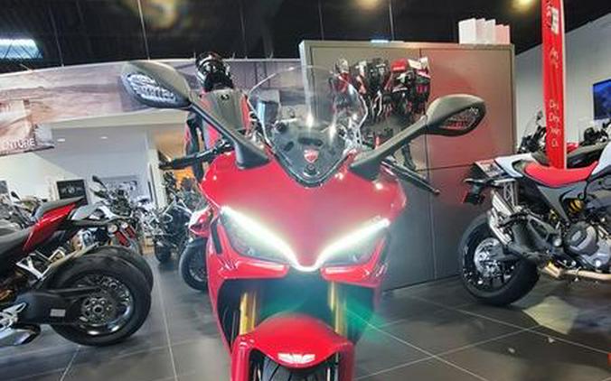 2024 Ducati Supersport 950 S Red