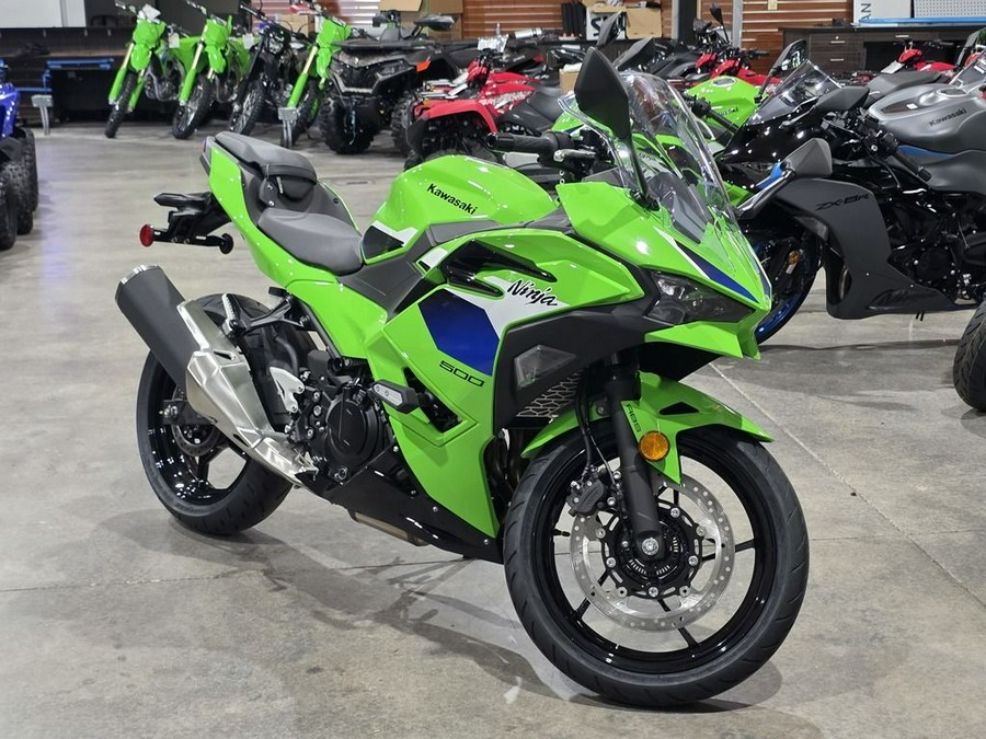 2026 Kawasaki Ninja® 500 SE ABS