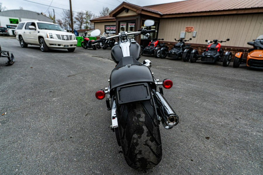 2023 Harley-Davidson® FXBR - Breakout® 117
