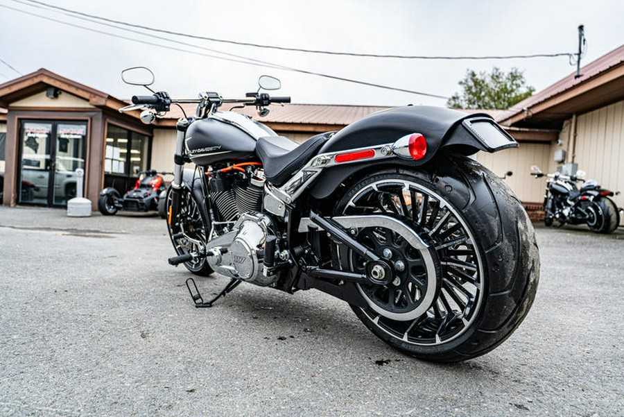2023 Harley-Davidson® FXBR - Breakout® 117