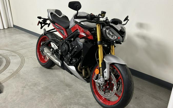 2026 Triumph Street Triple 765 RX