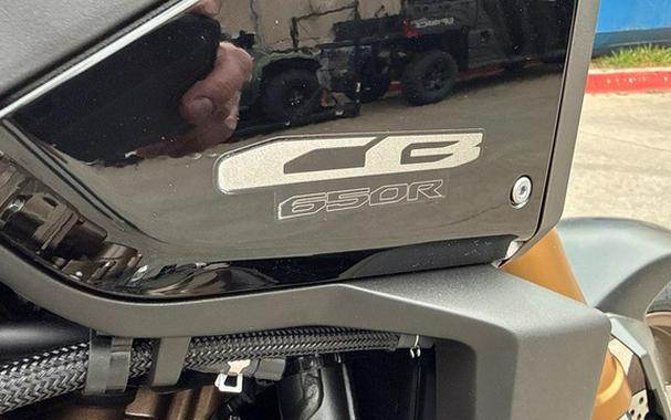 2026 Honda CB650R E-Clutch