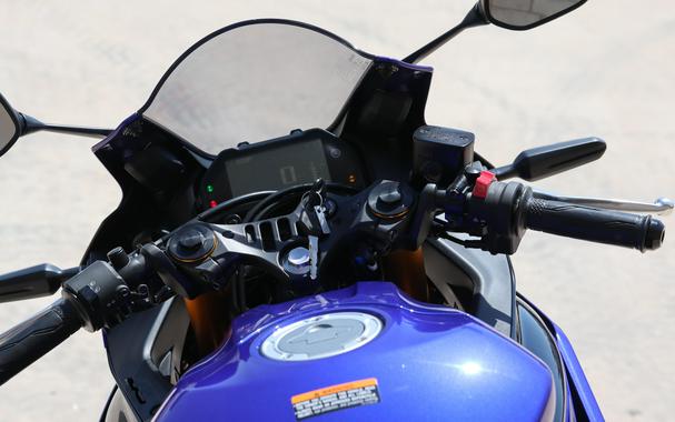 2026 YAMAHA YZFR3 ABS