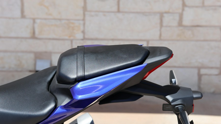 2026 YAMAHA YZFR3 ABS